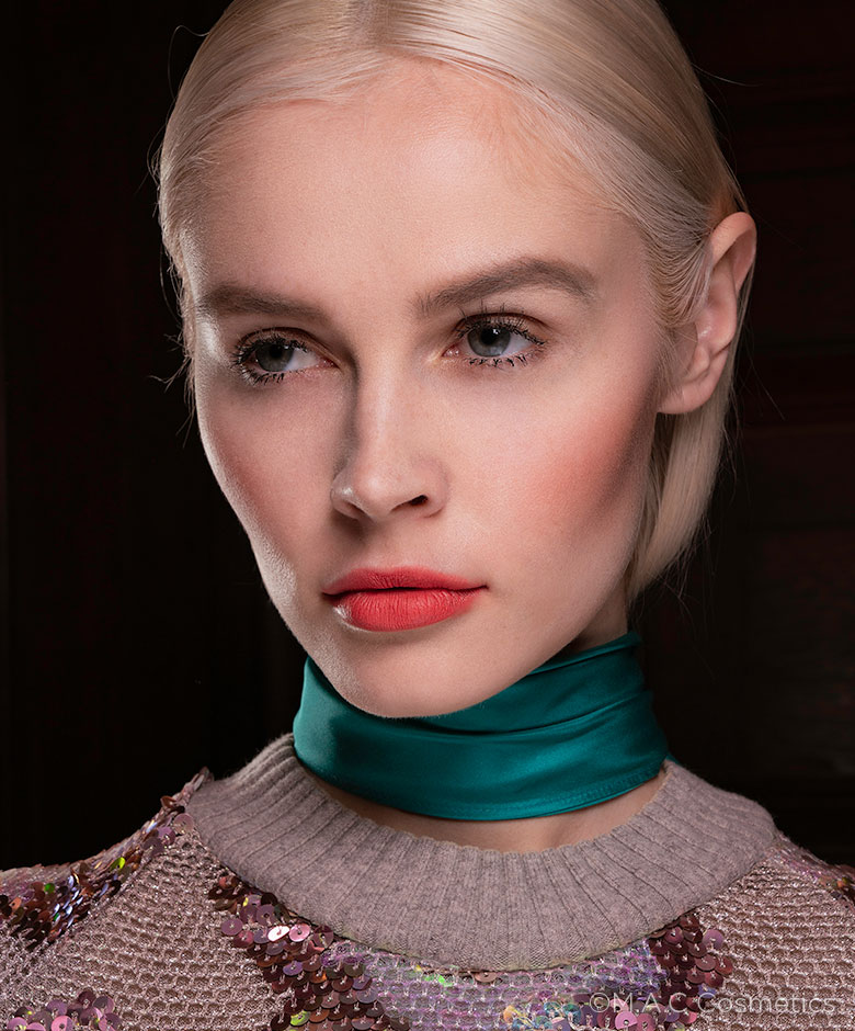 model make-uplook fall winter trends