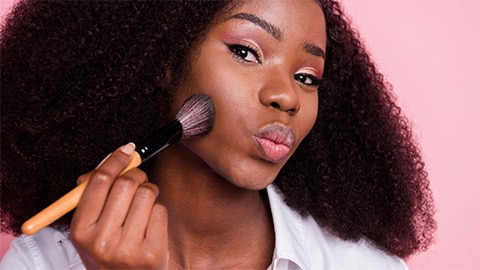 Contouring 101: dé make-up truc voor een snatched face Contouring 101: dé make-up truc voor een snatched face