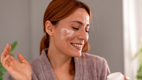 Beauty Q: hoe verzorg ik mijn gevoelige huid? Beauty Q: hoe verzorg ik mijn gevoelige huid?