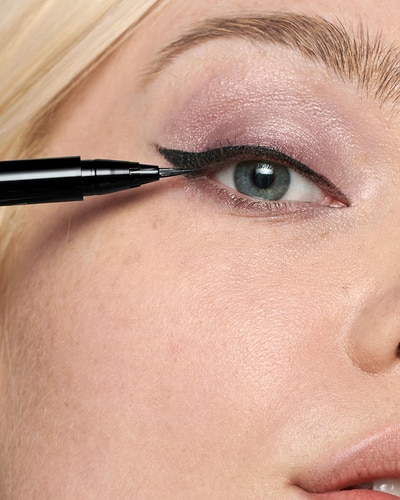 CLINIQUE HIGH IMPACT™ EASY LIQUID EYELINER LANGHOUDEND & GESCHIKT VOOR GEVOELIGE OGEN Espresso