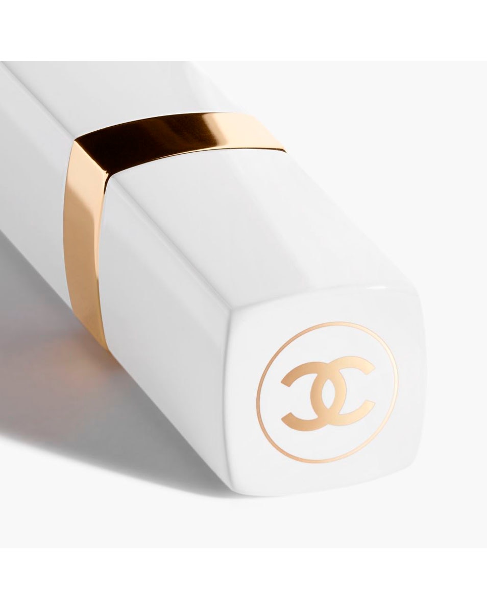 CHANEL ROUGE COCO BAUME – SATINÉ DE VERFRAAIENDE HYDRATERENDE GETINTE BALSEM MET INTENSITEIT OP MAAT PASSION PINK 3