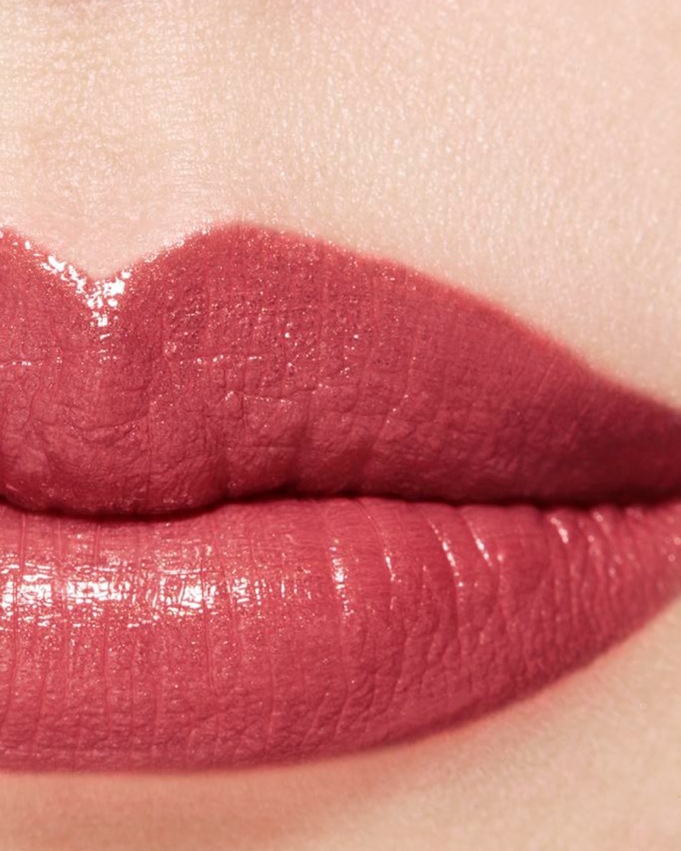 CHANEL ROUGE ALLURE L'EXTRAIT DE BIJZONDER INTENSE STRALENDE EN VERZORGENDE LIPPENSTIFT NAVULLING ROSE INDÉPENDANT 3