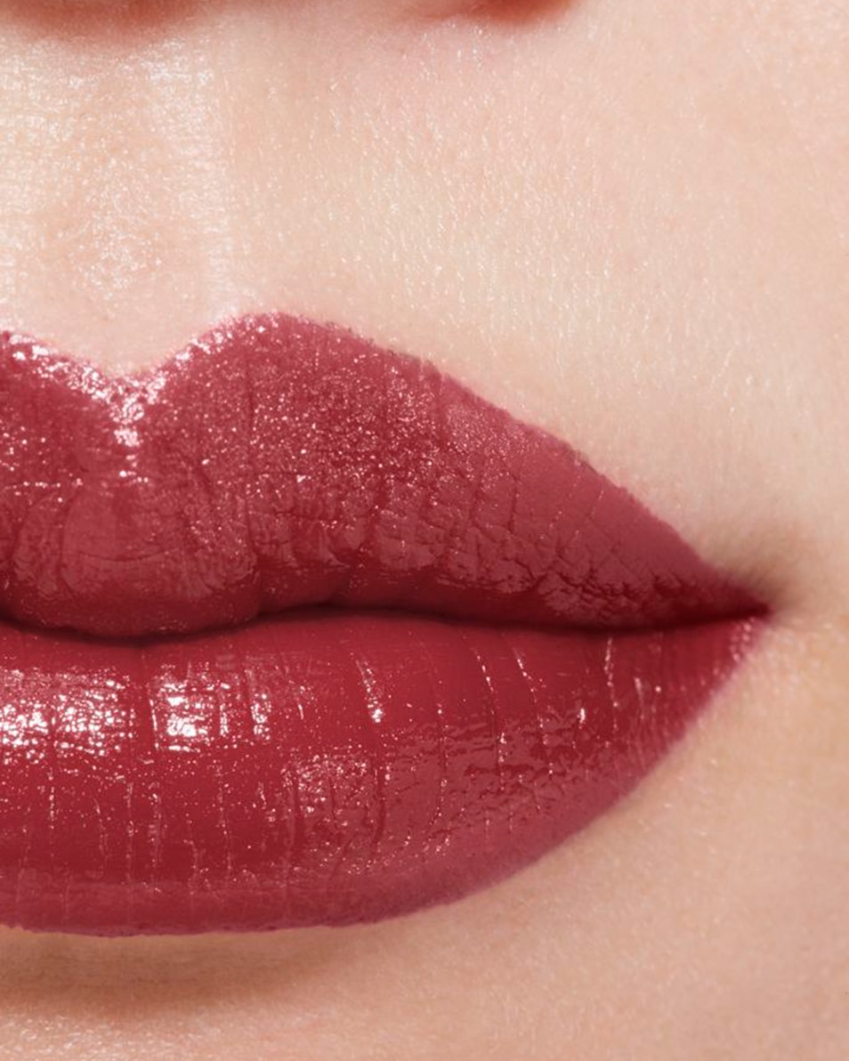 CHANEL ROUGE ALLURE L'EXTRAIT DE BIJZONDER INTENSE STRALENDE EN VERZORGENDE LIPPENSTIFT NAVULBAAR ROSE INVINCIBLE 3