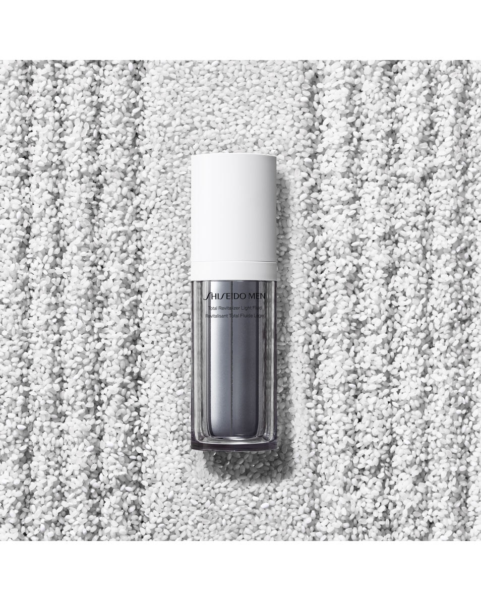 SHISEIDO MEN TOTAL REVITALIZER LIGHT FLUID 70 ML 3