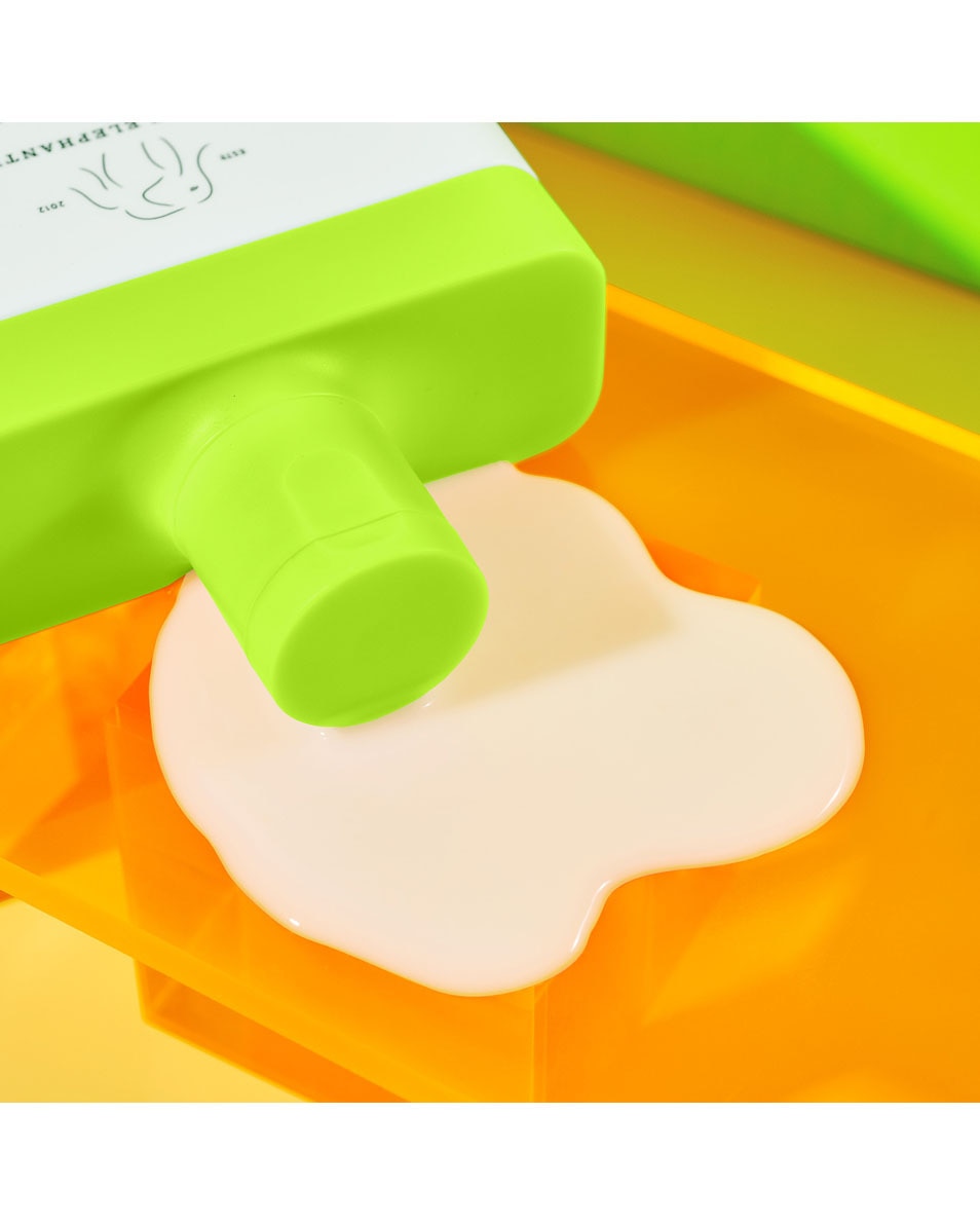 DRUNK ELEPHANT HAIR & BODY SILKAMINO CONDITIONING LEAVE-IN MILK 240 ML