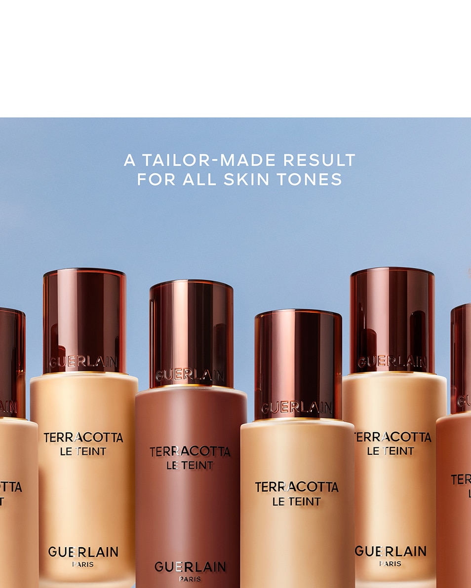 KWAST VOOR HET AANBRENGEN VAN FOUNDATION