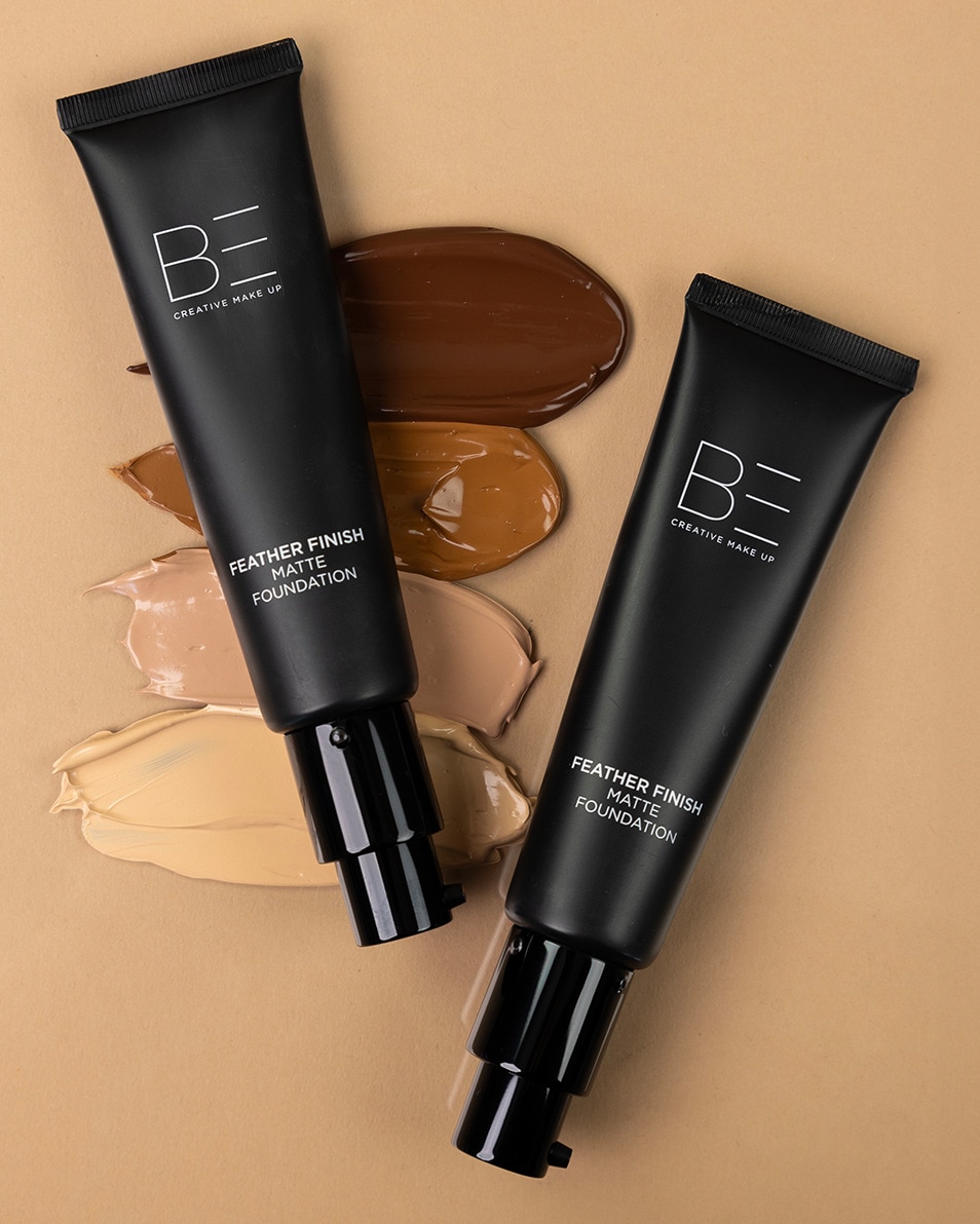 BE Creative Make Up FEATHER FINISH MATTE FOUNDATION MATTE FOUNDATION 2 LIGHT - MEDIUM WARM 3