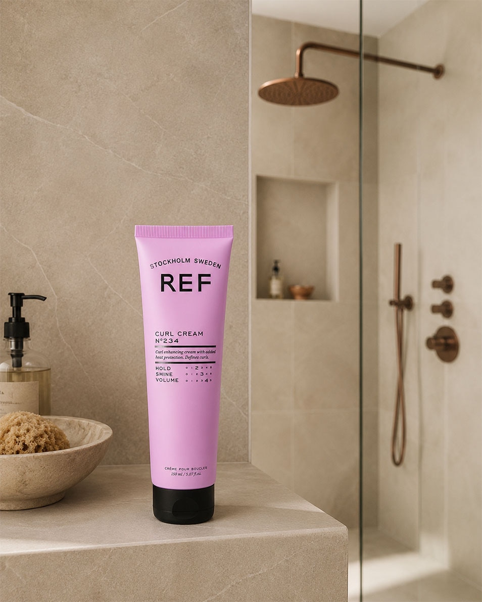 REF STOCKHOLM Curl Cream N°244 Styling Crème Voor Natuurlijke Krullen 150 ML 3