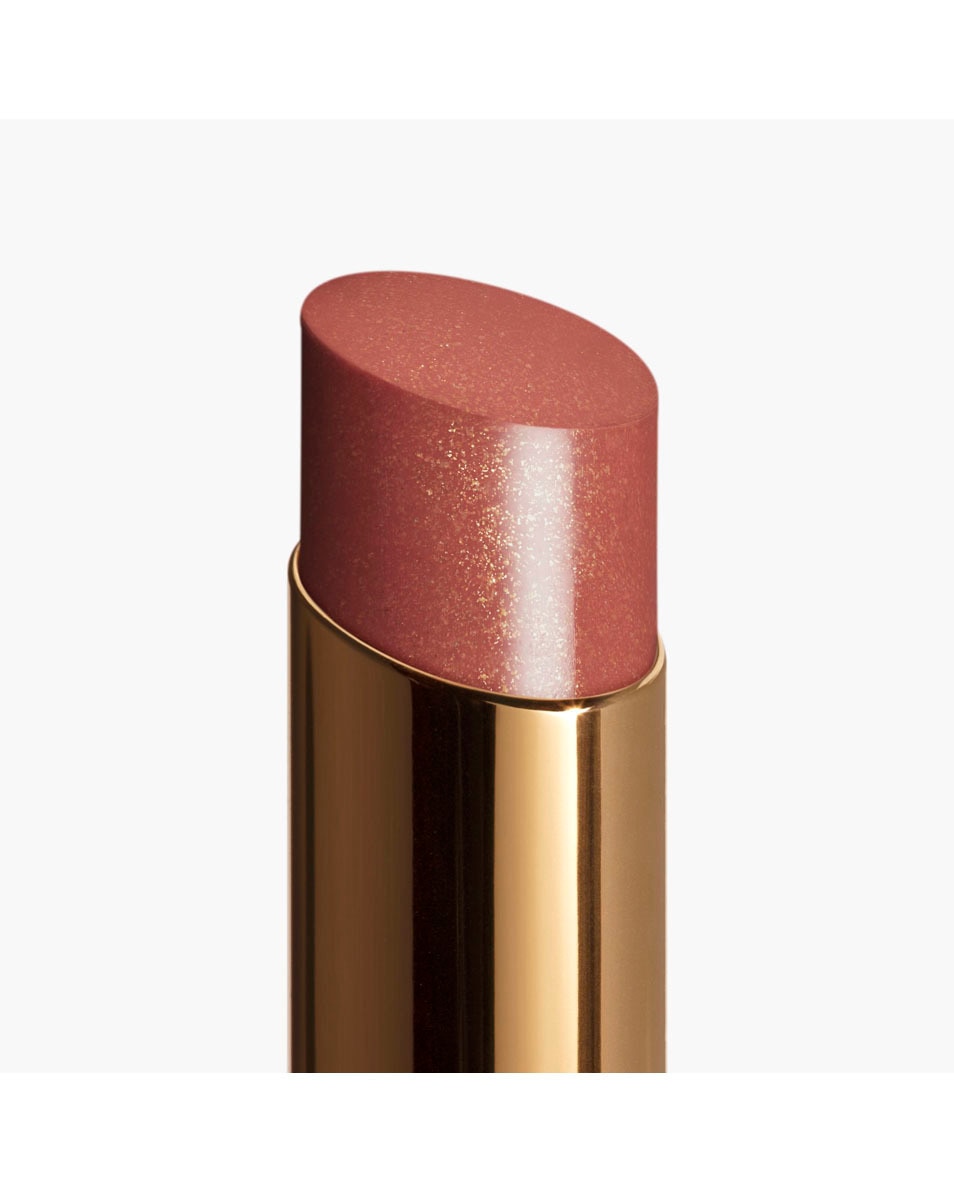 DE VERFRAAIENDE HYDRATERENDE GETINTE BALSEM MET INTENSITEIT OP MAAT