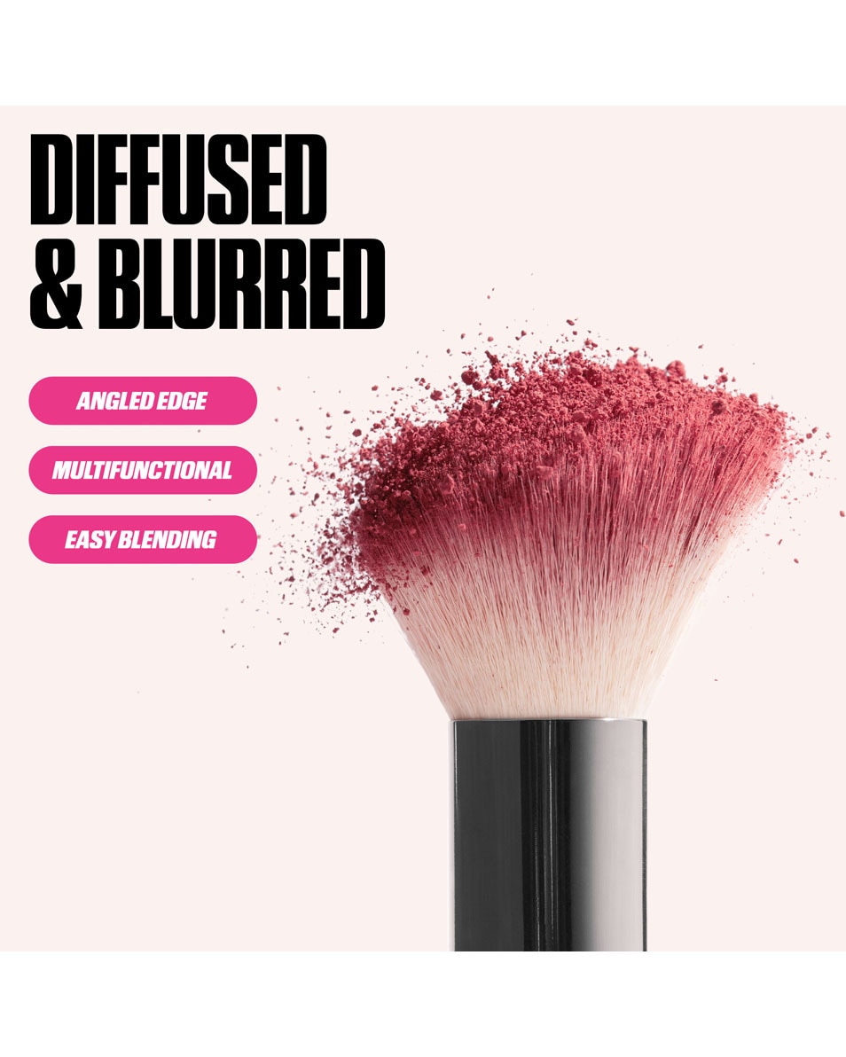 HUDA BEAUTY DIFFUSING CHEEK BRUSH Blush Brush 1 ST 3