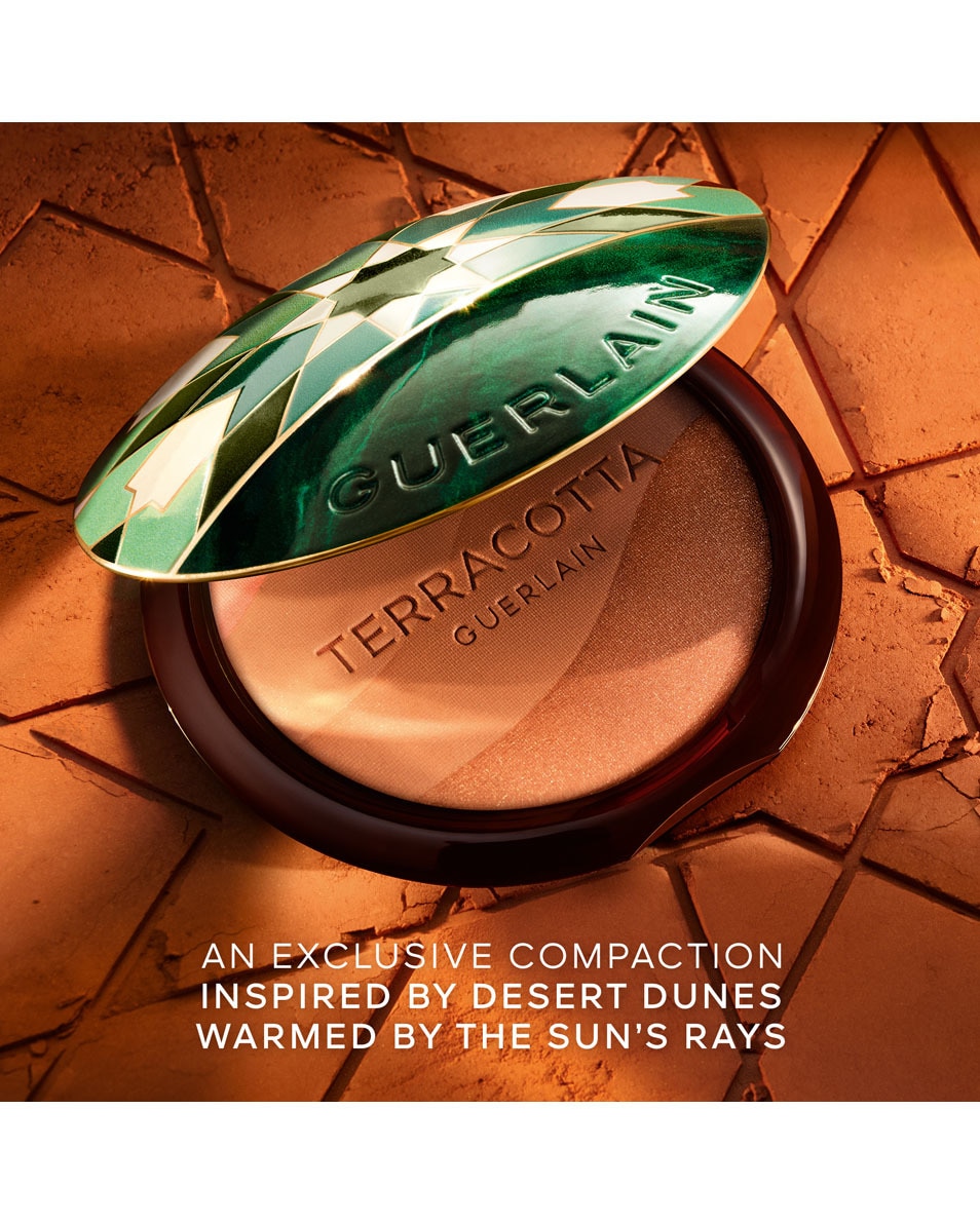 GUERLAIN TERRACOTTA Golden Dunes Het poeder met zonnige tinten voor een natuurlijke, gezonde gloed Limited edition Moyen Doré 3