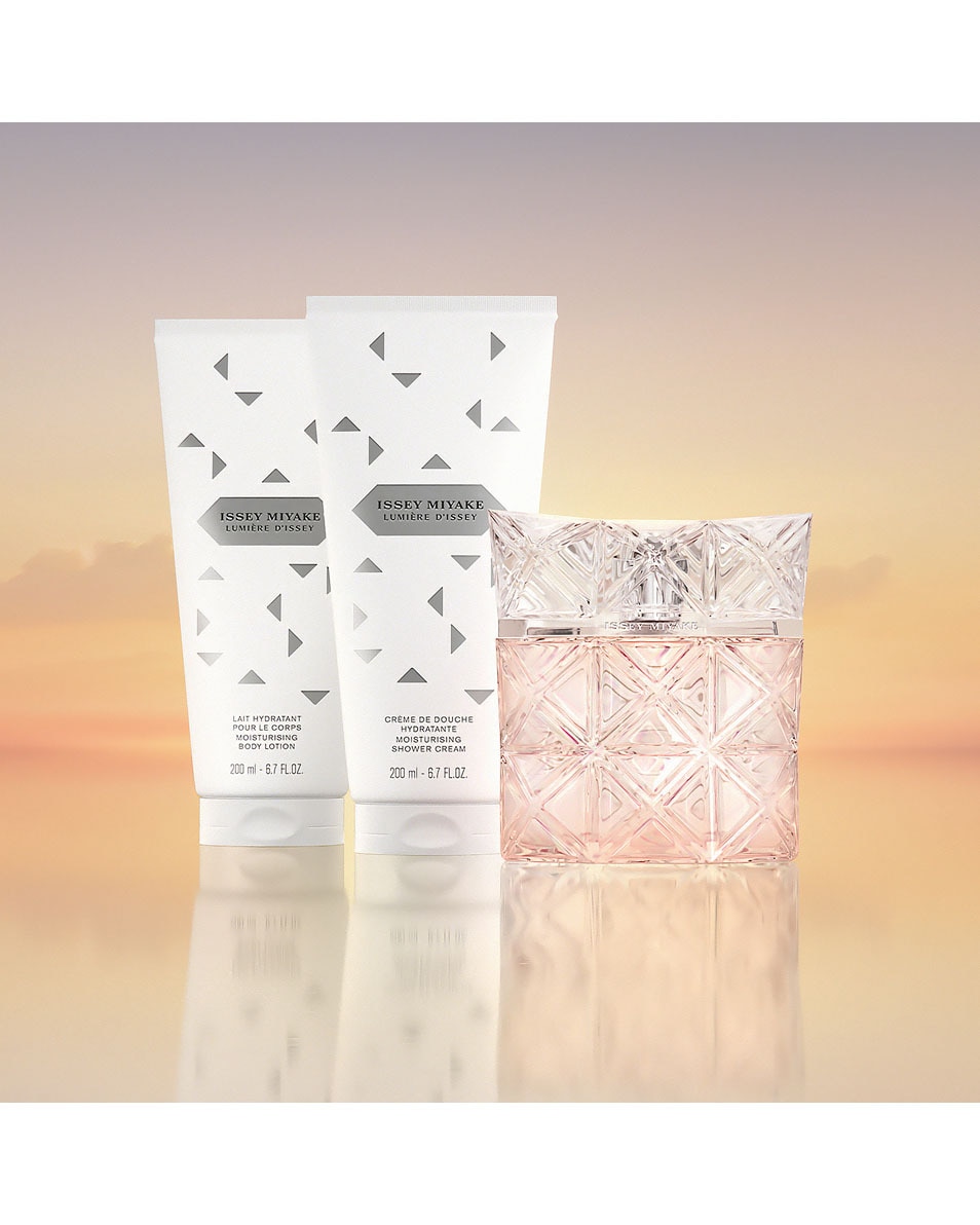 ISSEY MIYAKE Lumière d'Issey Moisturizing Body Lotion 200 ML 3