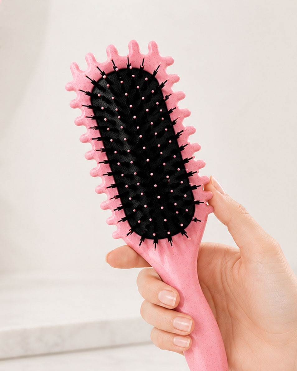 DOOP Me & Brush Curly Hair Styling Brush Roze Luxe haarborstel 1 ST 3