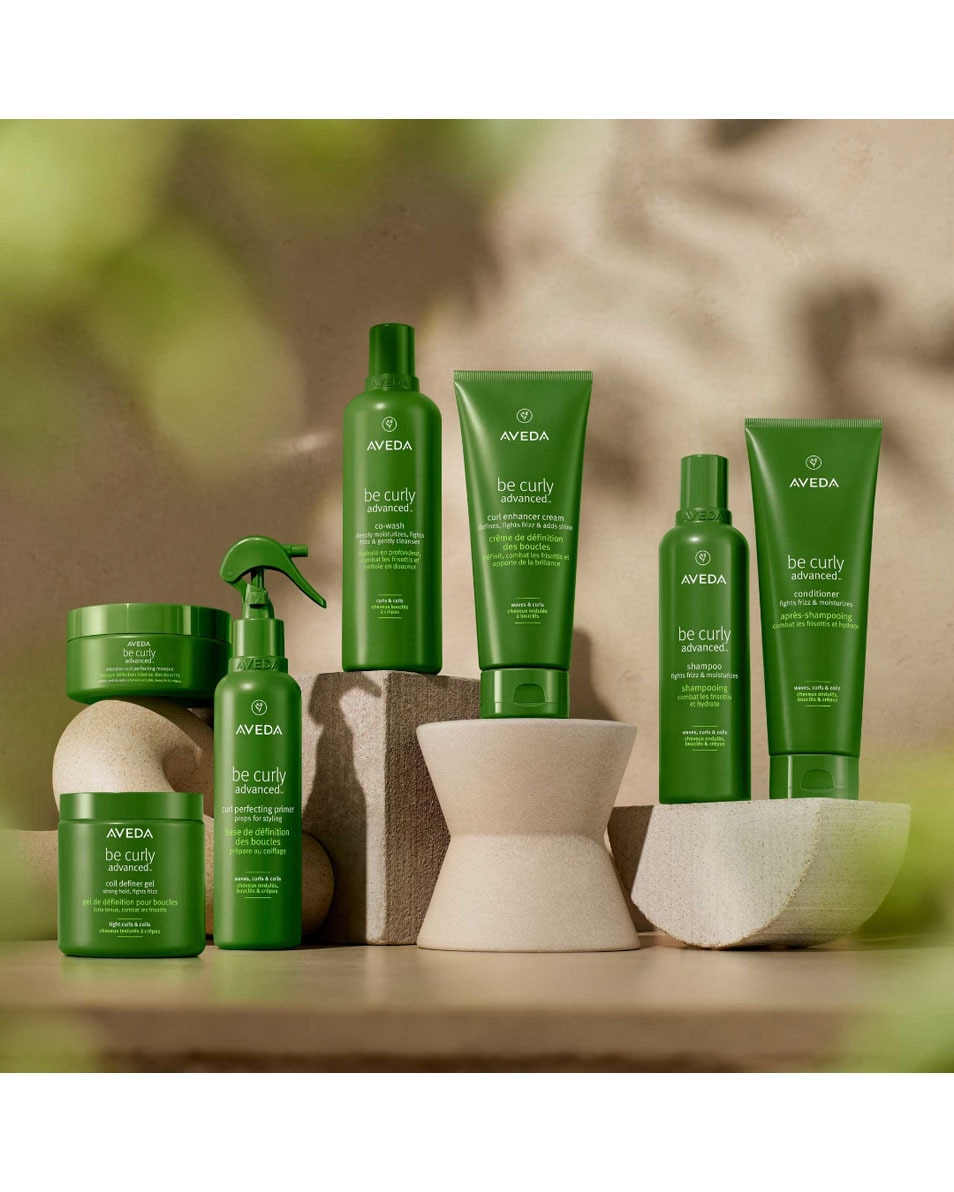AVEDA Be Curly Advanced Curl Perfecting Primer Stylingbasis voor krullend haar 200 ML