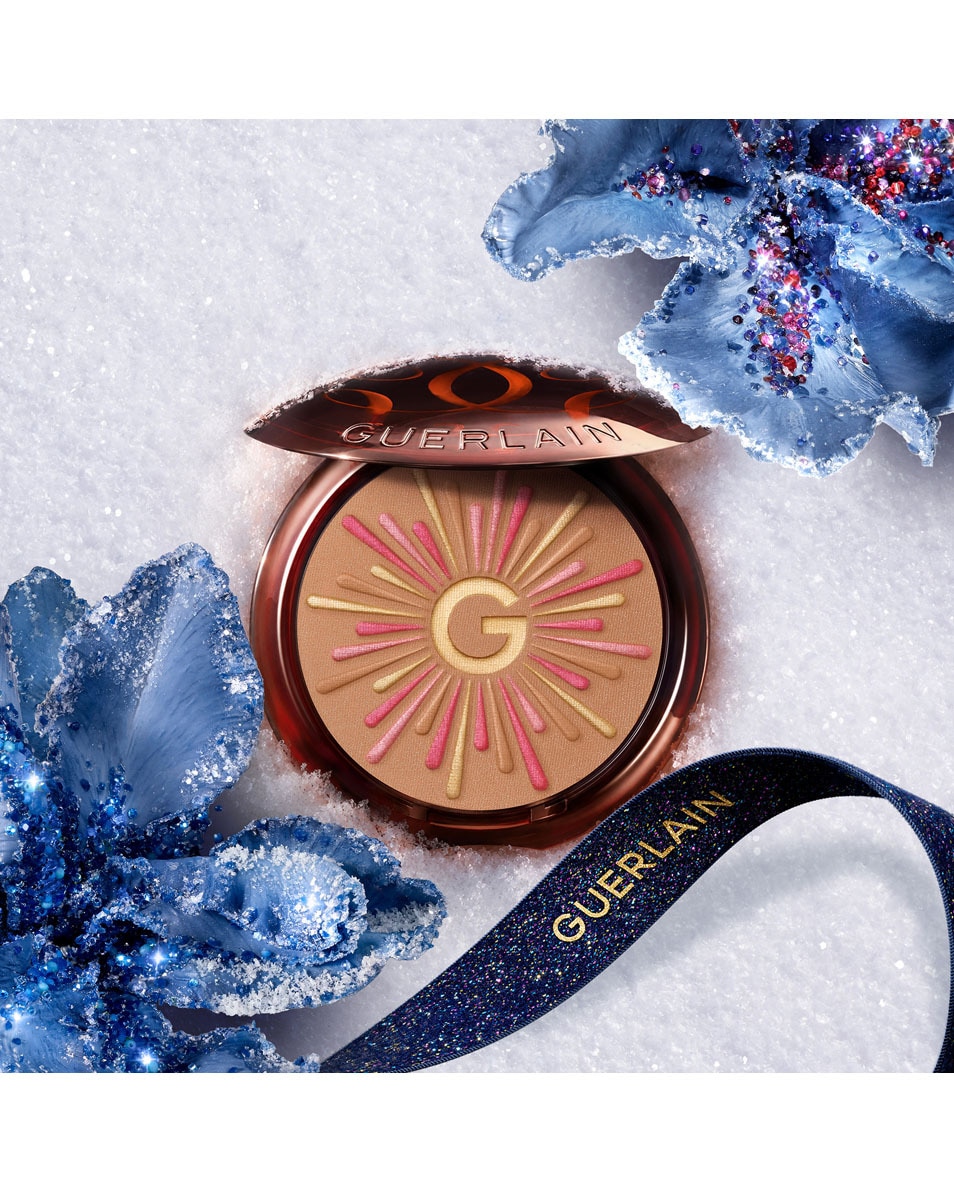 GUERLAIN TERRACOTTA Een formule met 96% van de ingrediënten van natuurlijke oorsprong BOUQUET FINAL 3