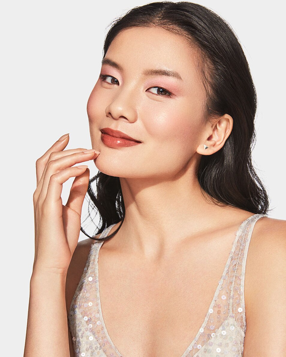 CLINIQUE BLUSHING BLUSH™ POWDER BLUSH BLUSH - LANGHOUDEND & OLIEVRIJ Innocent Peach 3