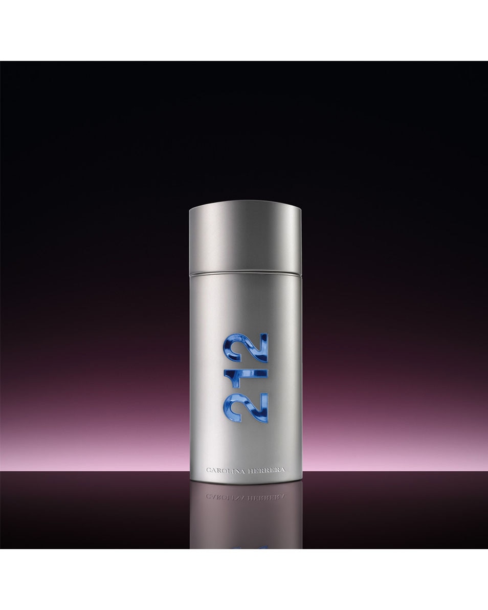 CAROLINA HERRERA 212 MEN EAU DE TOILETTE 100 ML 3