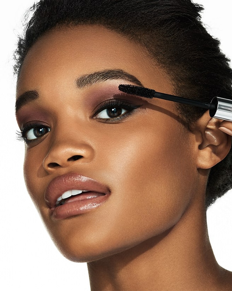 CLINIQUE CHUBBY LASH FATTENING MASCARA MASCARA - ZORGT VOOR VOLLE WIMPERS & VOLUMEGEVEND Jumbo Jet 3