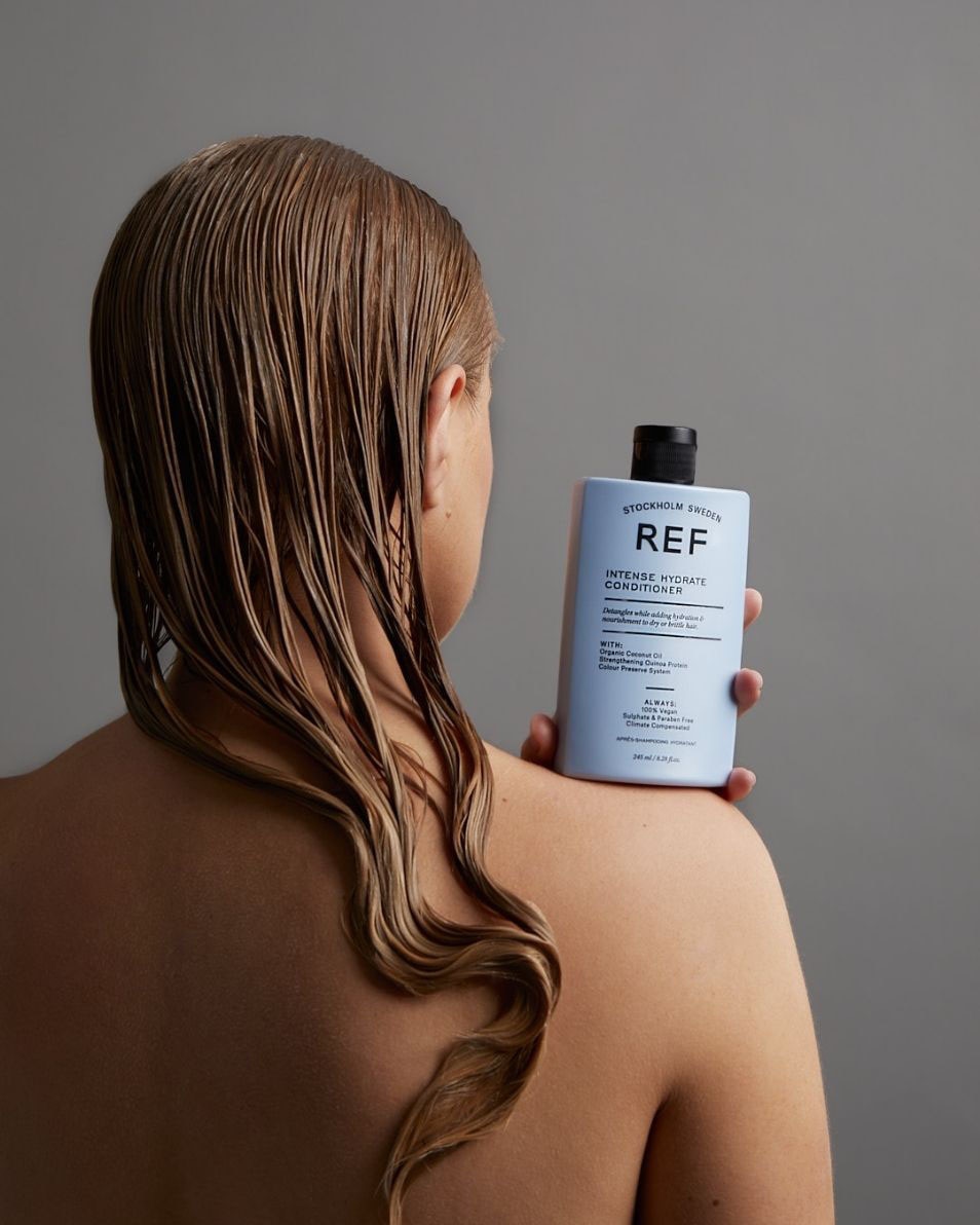 REF STOCKHOLM INTENSE HYDRATE CONDITIONER Hydraterende conditioner 245 ML 3