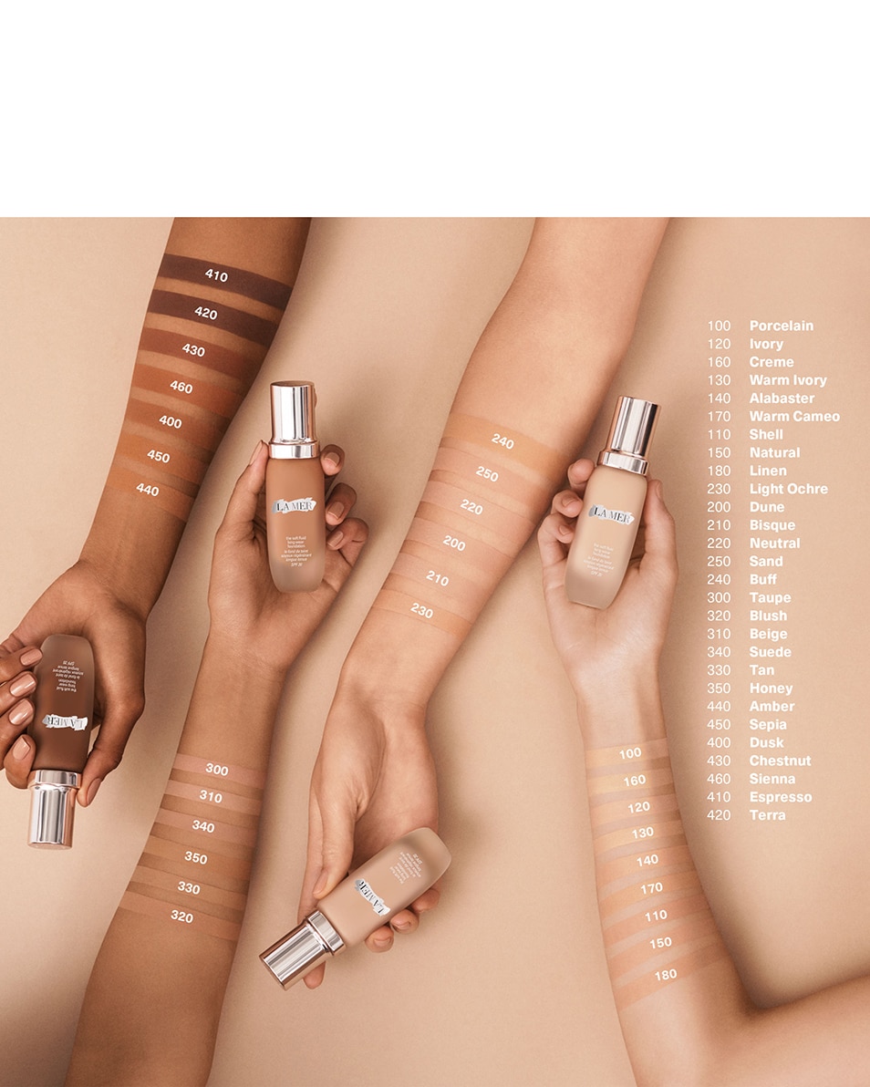 HYDRATERENDE FOUNDATION - LANGHOUDEND & VOEDEND - STRALENDE FINISH