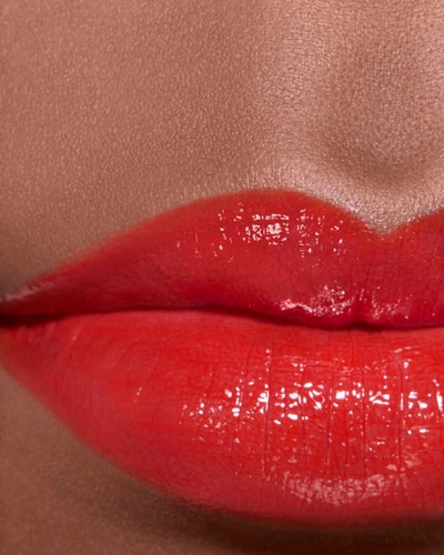 CHANEL ROUGE COCO FLASH KLEUR, GLANS, INTENSITEIT IN EEN FLASH BEAT