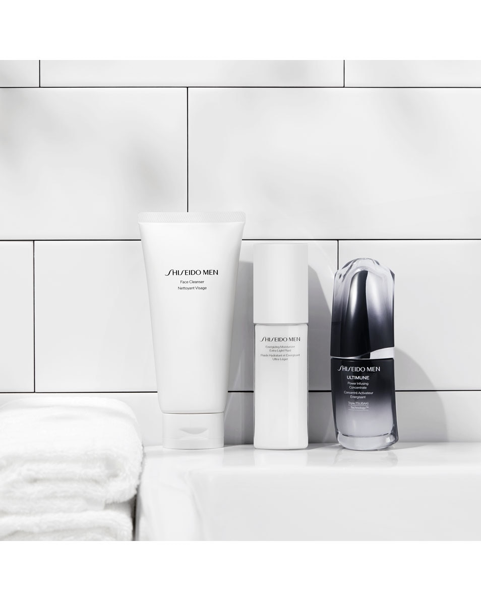 ENERGIZING MOISTURIZER EXTRA LIGHT FLUID