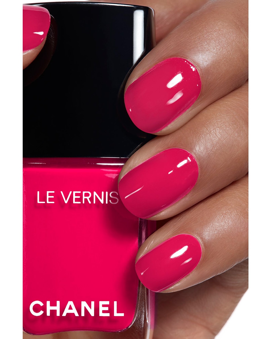 Chanel LE VERNIS LANGHOUDENDE NAGELLAK 143 DIVA 4