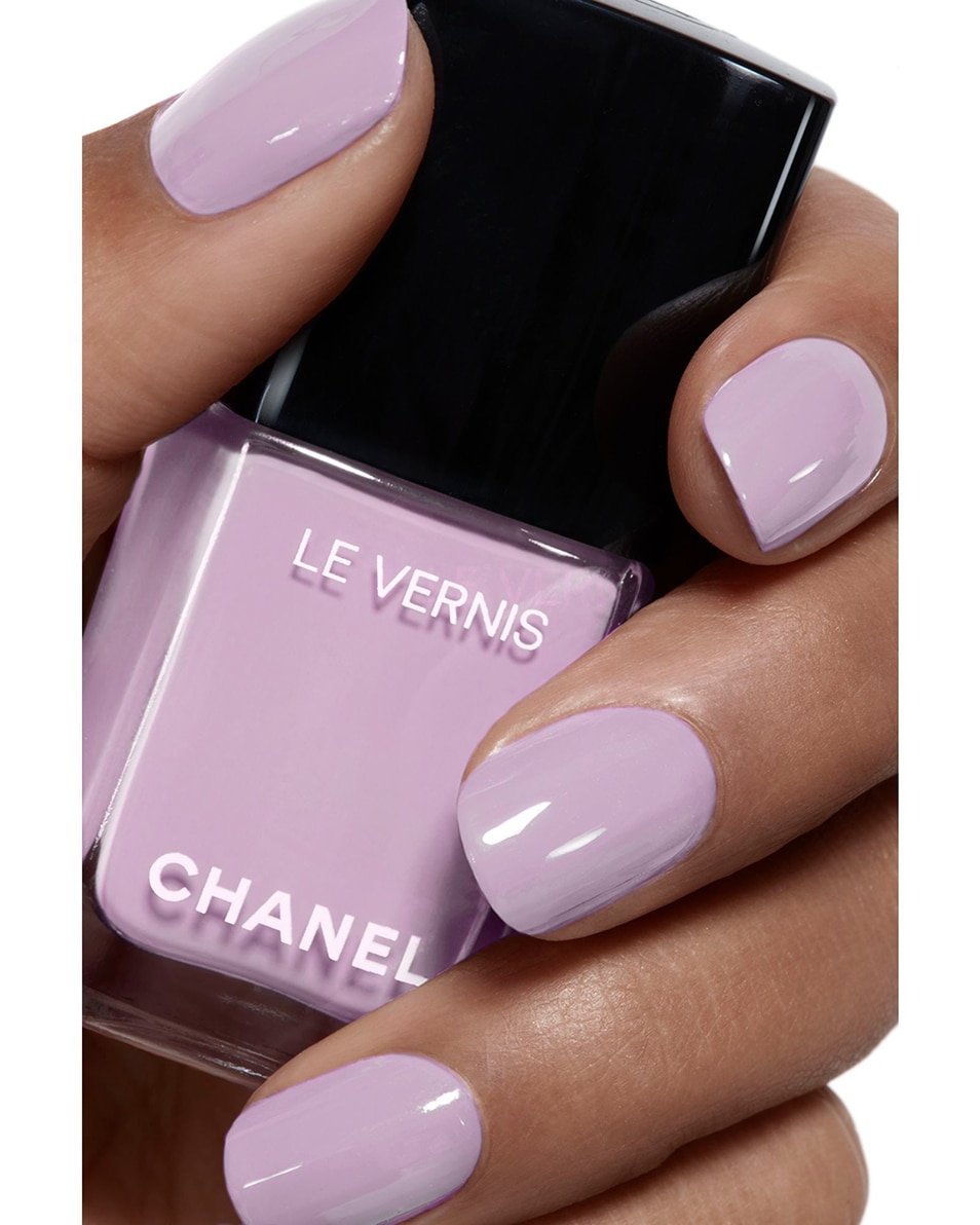 CHANEL LE VERNIS LANGHOUDENDE NAGELLAK 135 IMMORTELLE 4