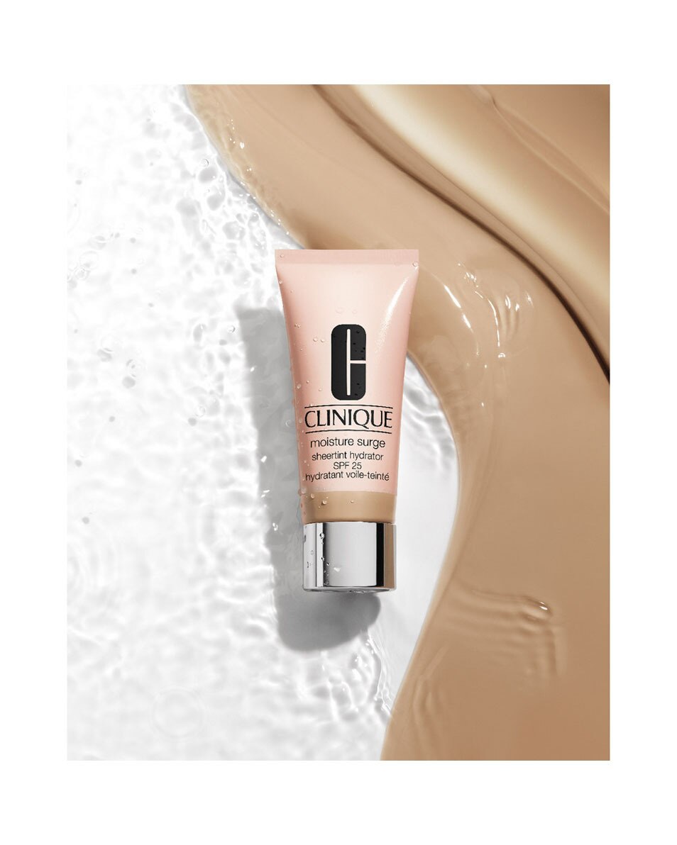 CLINIQUE MOISTURE SURGE™ SHEERTINT HYDRATOR HYDRATERENDE & GETINTE DAGCRÈME MET SPF 25 MEDIUM 4