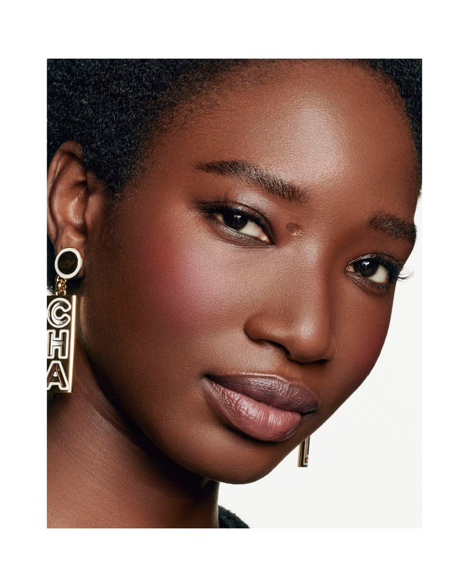 Chanel JOUES CONTRASTE INTENSE CRÈME IN POEDER BLUSH GRENAT PROFOND 4