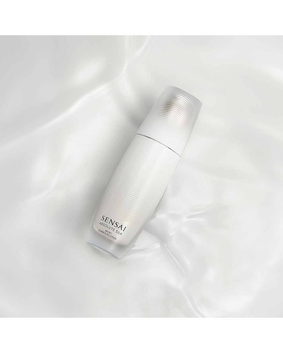 SENSAI ABSOLUTE SILK MICRO ESSENCE-IN-LOTION 125 ML 4