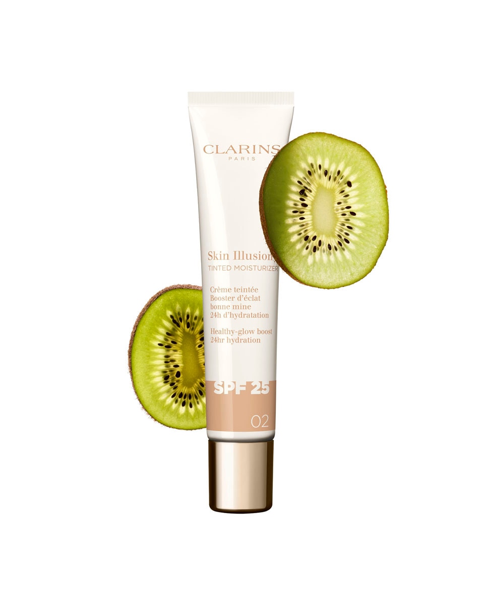 CLARINS Skin Illusion Tinted moisturizer SPF 25 2
