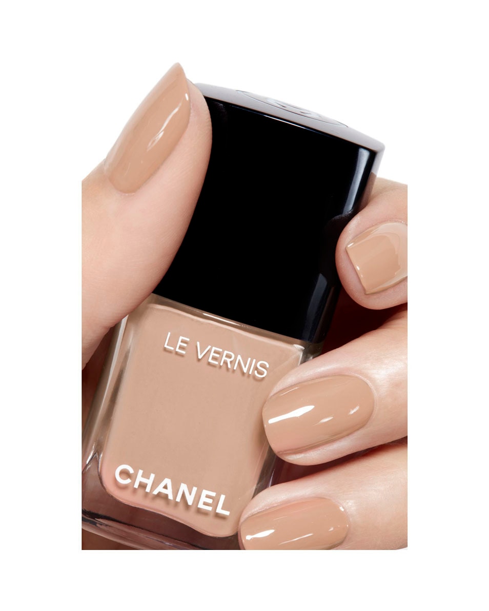 CHANEL LE VERNIS LANGHOUDEND 443 GARCONNE