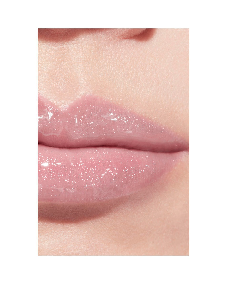 CHANEL ROUGE COCO HYDRA GLOSS HYDRATERENDE EN GLADSTRIJKENDE HOOGGLANS GLOSS 458 ÉCLECTIQUE 4
