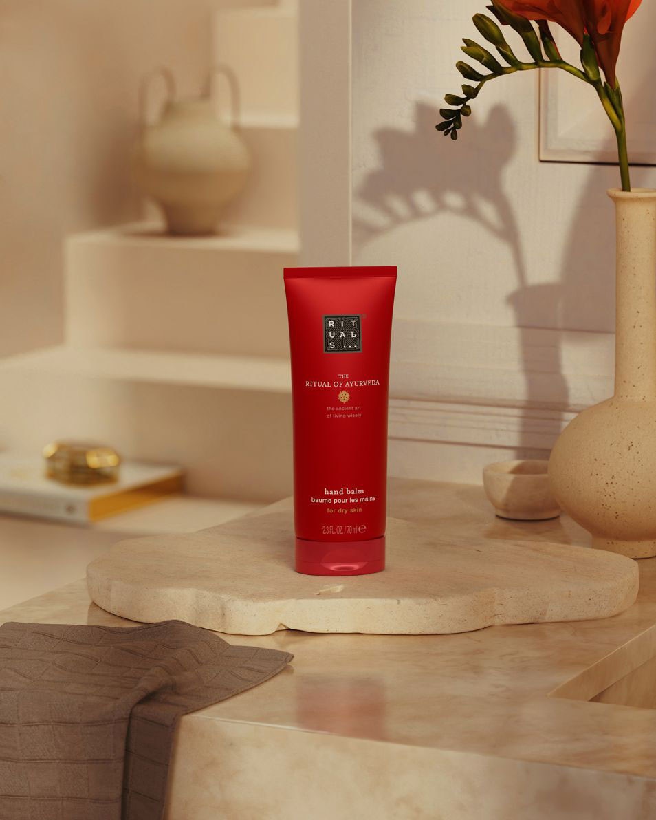 RITUALS The Ritual of Ayurveda Handbalsem 70 ML 4