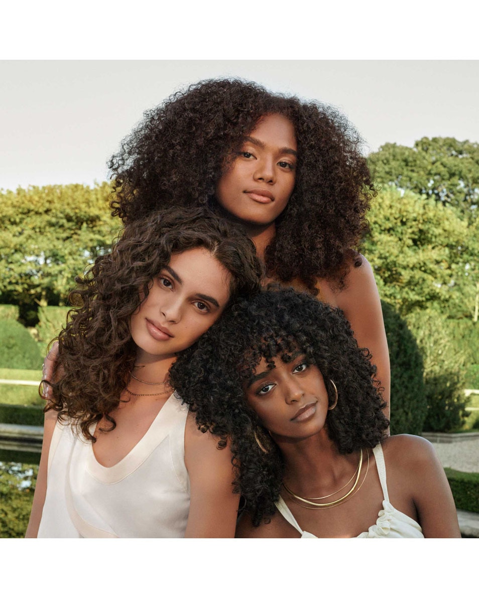 AVEDA Be Curly Advanced Curl Perfecting Primer Stylingbasis voor krullend haar 200 ML