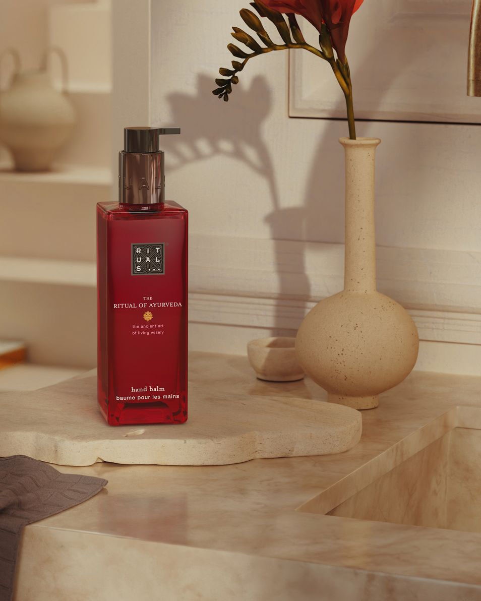 RITUALS The Ritual of Ayurveda Handbalsem 175 ML 4