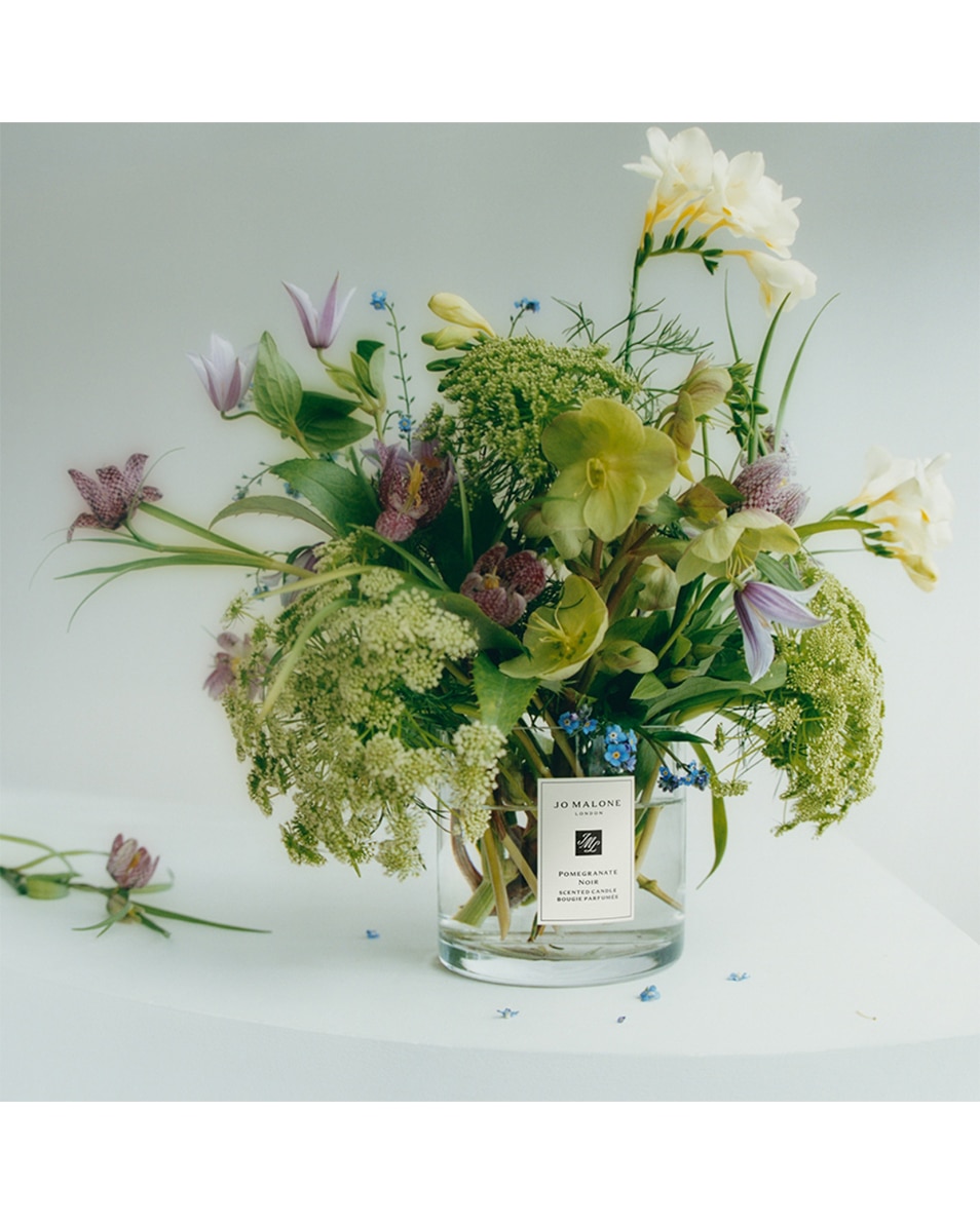 JO MALONE LONDON BLACKBERRY & BAY SCENTED CANDLE 200 G 4