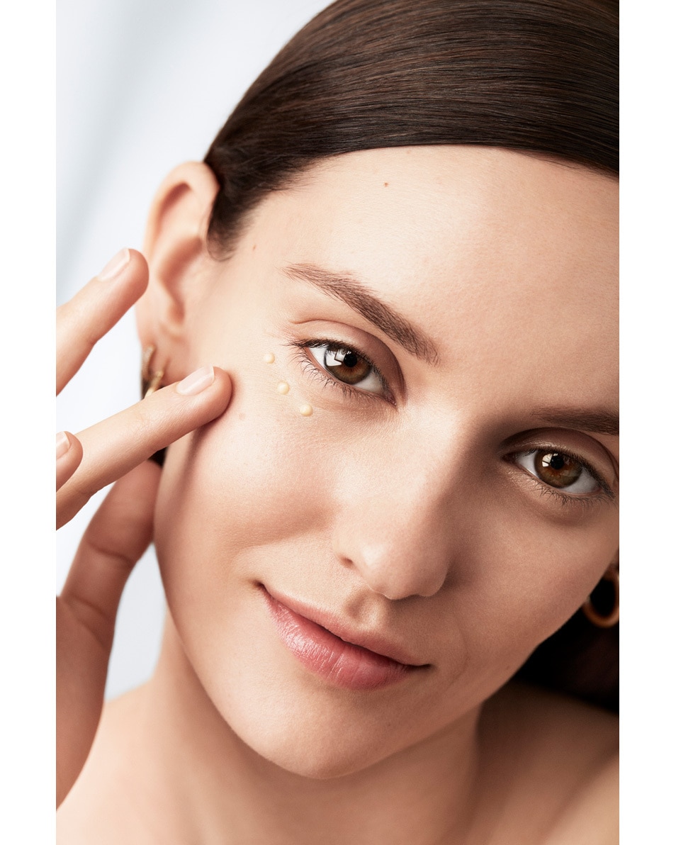 HYDRATERENDE OOGCRÈME & PRIMER- ALLE HUIDTYPES