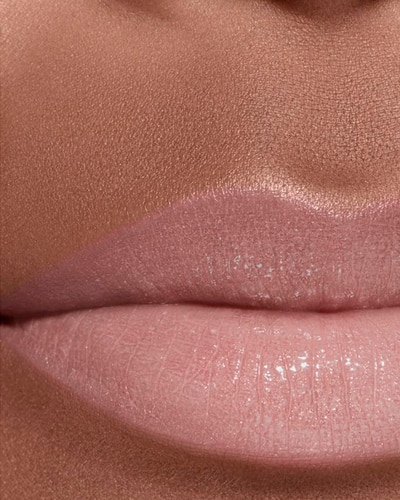 CHANEL ROUGE COCO BAUME DE HYDRATERENDE GETINTE BALSEM, MET INTENSITEIT OP MAAT, VOOR LIPPEN DIE ER DAG NA DAG MOOIER UITZIEN DREAMY WHITE