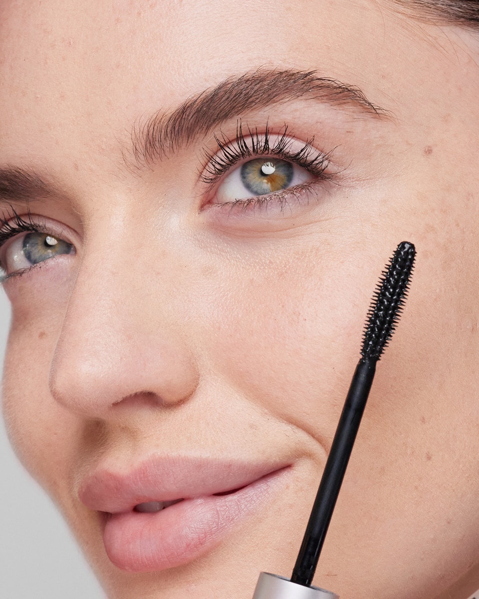 DRAMAT'EYES NEVERENDING LENGTHENING MASCARA