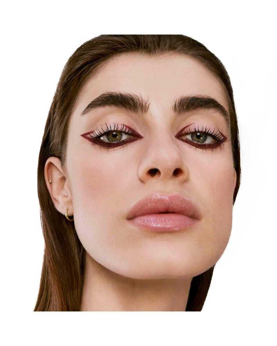 YVES SAINT LAURENT Lines Liberated Eyeliner Unrestricted Plum 5