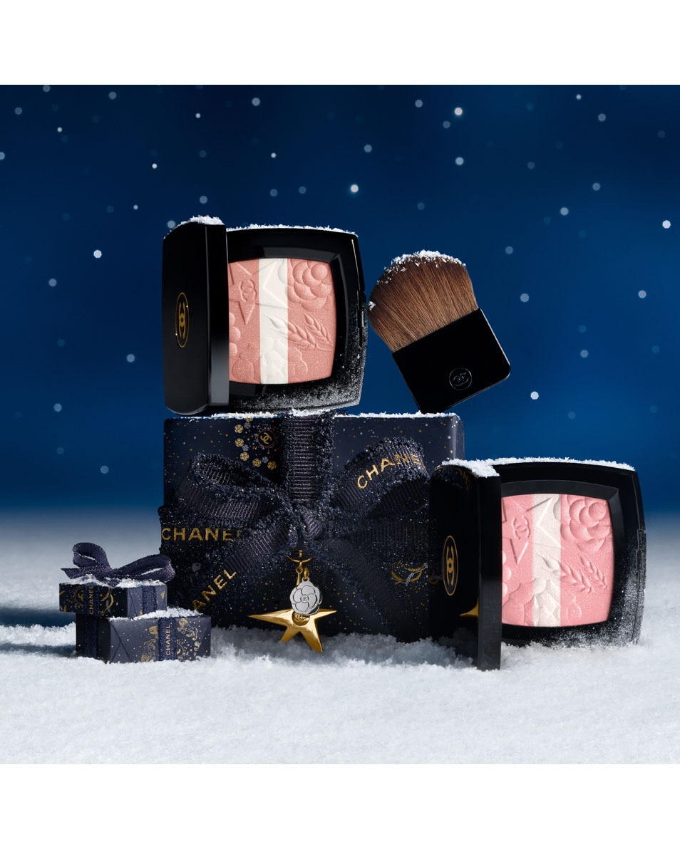 VERHELDERENDE POEDERBLUSH