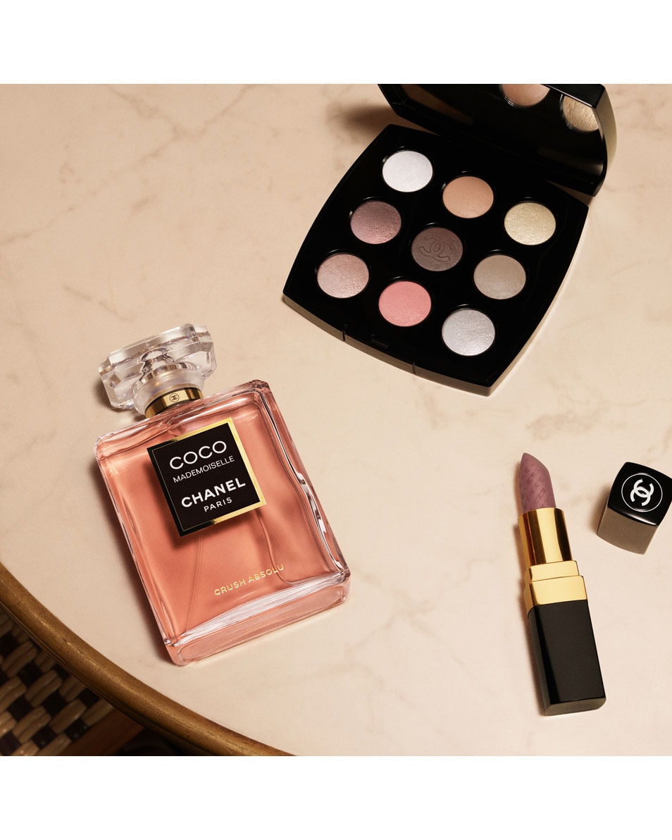 CHANEL LES 9 OMBRES ZEER INTENS OOGSCHADUWPALET MET VEELZIJDIG EFFECT 5,4 G 5