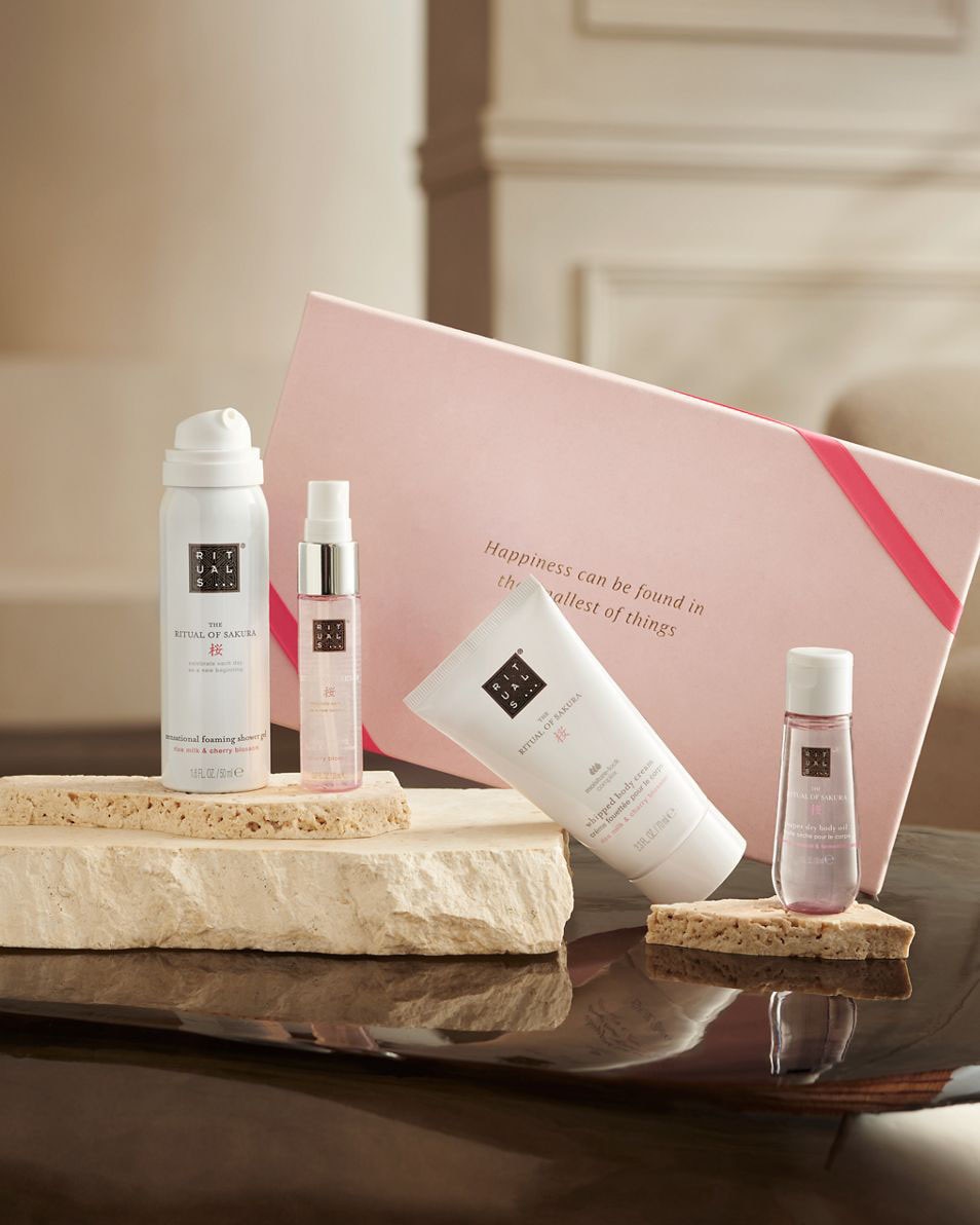 RITUALS The Ritual of Sakura gift set Small 4 ST 5