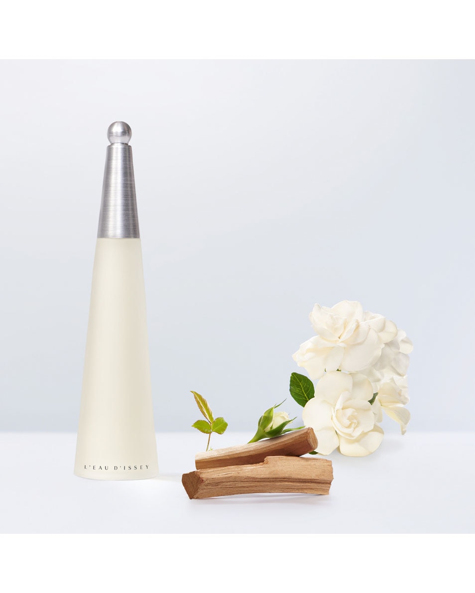 ISSEY MIYAKE L'Eau d'Issey Eau de Toilette 25 ML 5