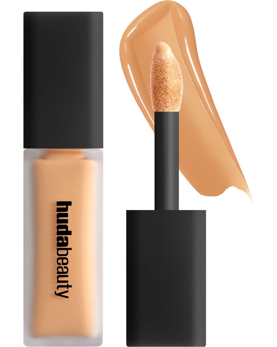 HUDA BEAUTY #FAUXFILTER LUMINOUS MATTE LIQUID CONCEALER 5.3 Toasted Almond