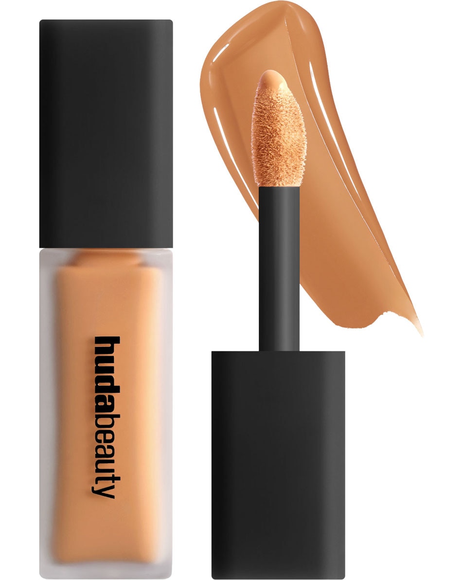 HUDA BEAUTY #FAUXFILTER LUMINOUS MATTE LIQUID CONCEALER 7.1N Crumble