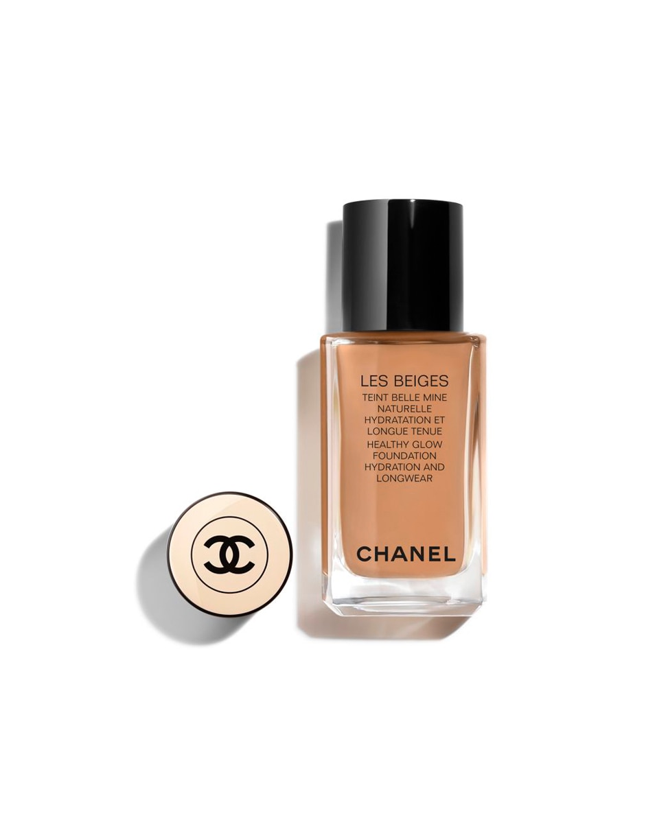CHANEL LES BEIGES FOND DE TEINT TEINT BELLE MINE NATURELLE HYDRATATION ET LONGUE TENUE B110