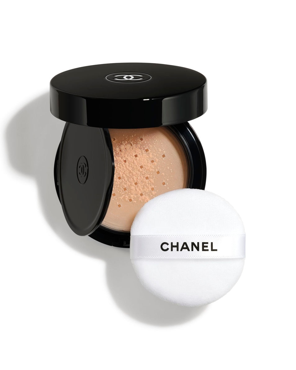 CHANEL POUDRE UNIVERSELLE LIBRE LOS POEDER MET EEN NATUURLIJKE FINISH. REISFORMAAT 50 MEDIUM INTENSE 30G